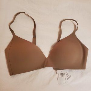 Lululemon take shape bra 34c